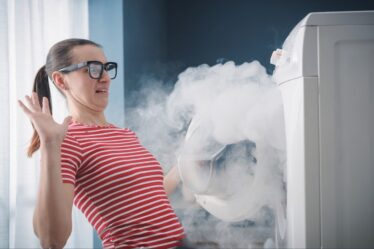 Запах дыма из стиральной машины