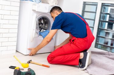 Как правильно установить стиральную машину?